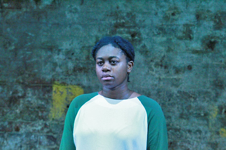 NICOLE ACQUAH LIVE SHOT